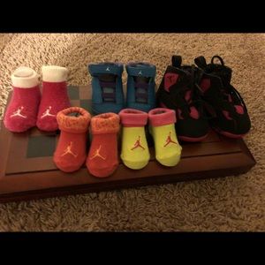 Jordan shoes and 1 hat